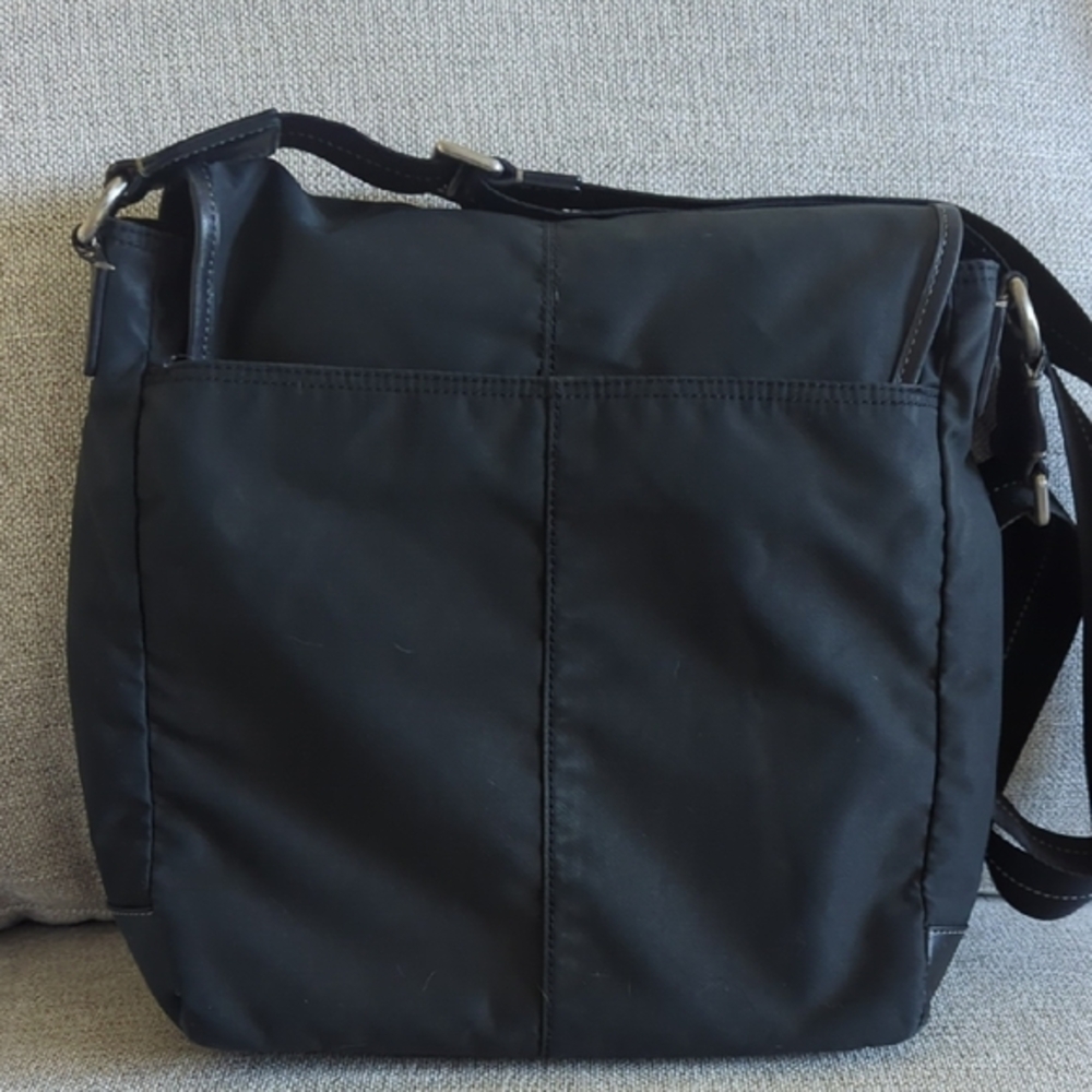 Coach Black Messenger Bag with Adjustable Strap - Picture 7 of 15